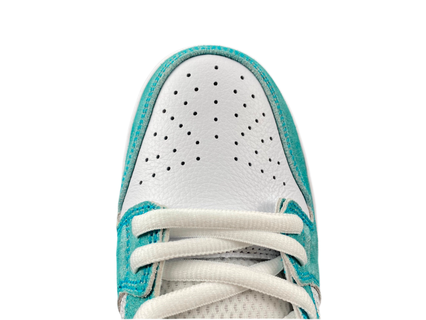 Nike SB Dunk Low Pro x April Skateboards