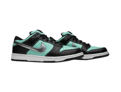 Nike SB Dunk Low ‘Tiffany’