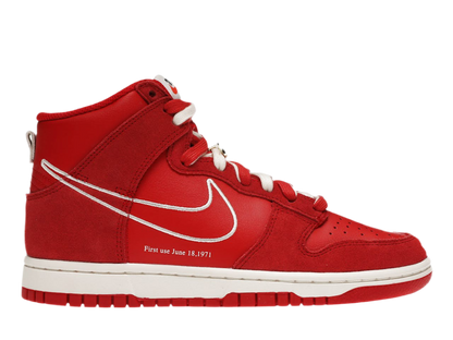 Nike Dunk High First Use "University Red" sneakers
