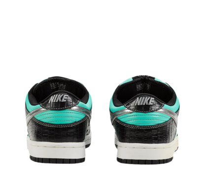 Nike SB Dunk Low ‘Tiffany’